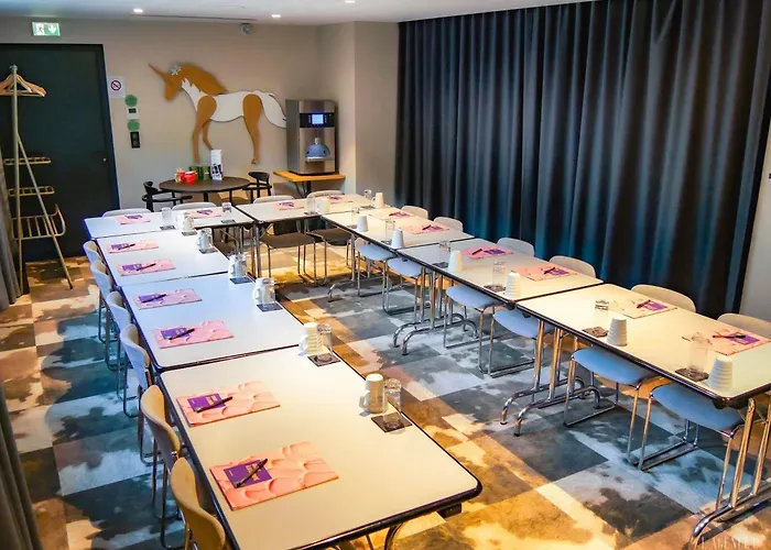 ibis Styles Laval Centre Gare