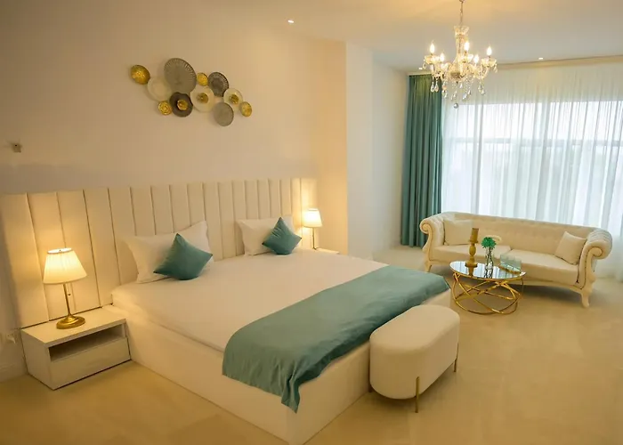 Hotel Queen Vera