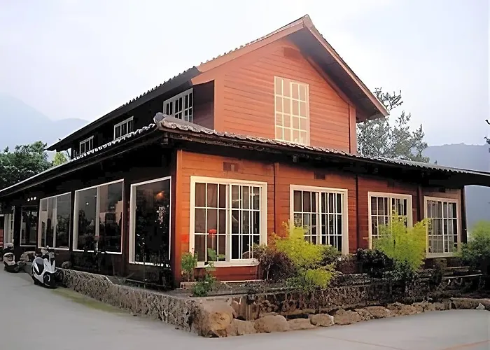 Pinehome Villa