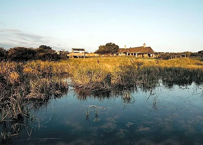 Hlosi Game Lodge
