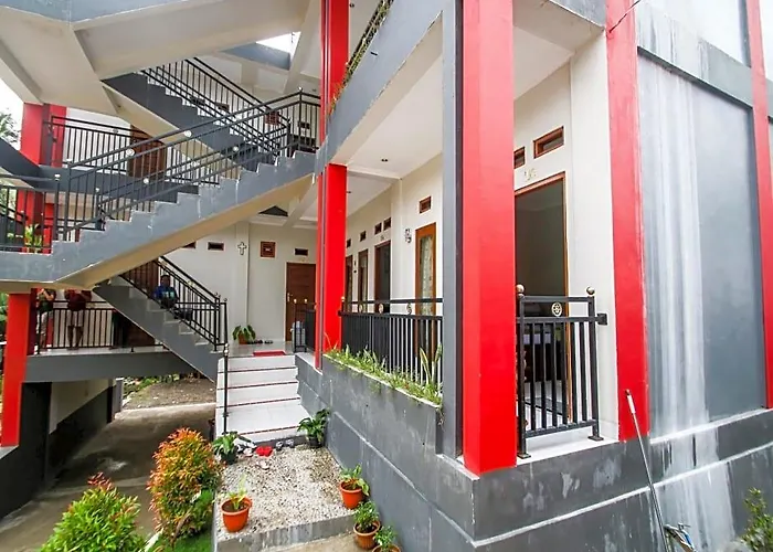Pavilla Labuan Bajo