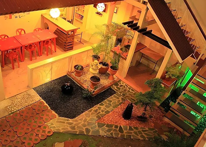 Oslob Malonzo Pension House
