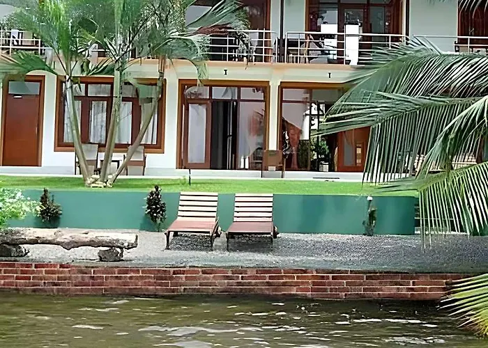 River Side Inn Fuji