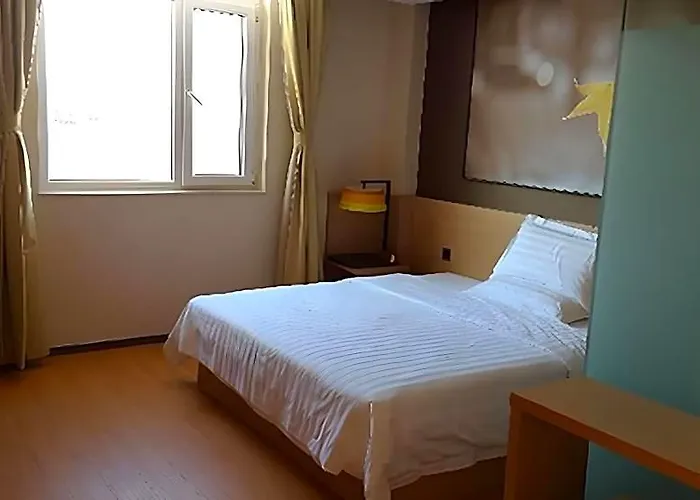 Iu Hotel Tianjin Jinghai Shengli Street Branch