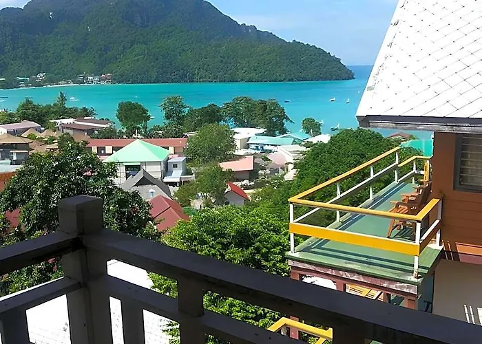 Phitarom Phi Phi Resort