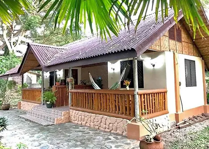 Bananaland Cottages
