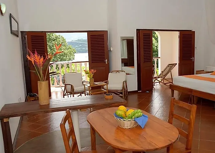 La Residence Villas & Studios
