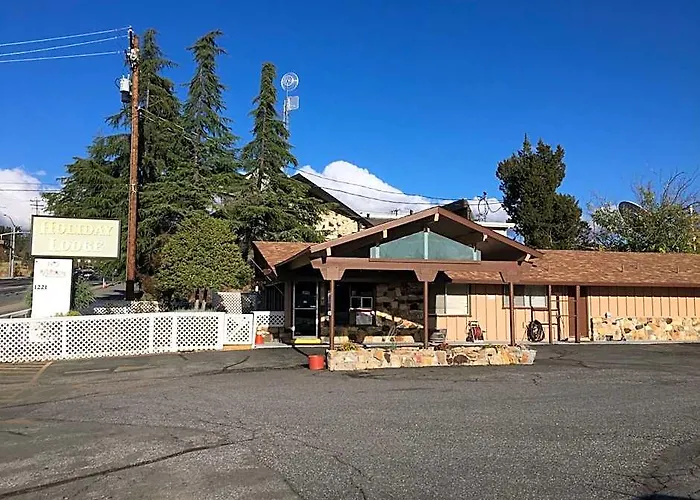Holiday Lodge