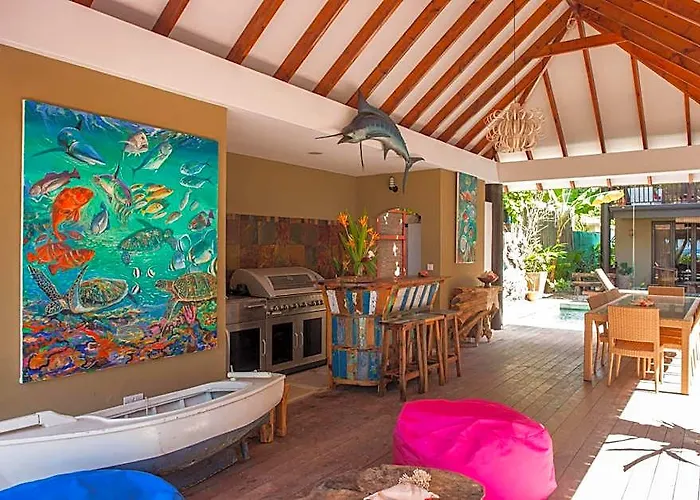 Villas Des Alizes Beachfront Suites