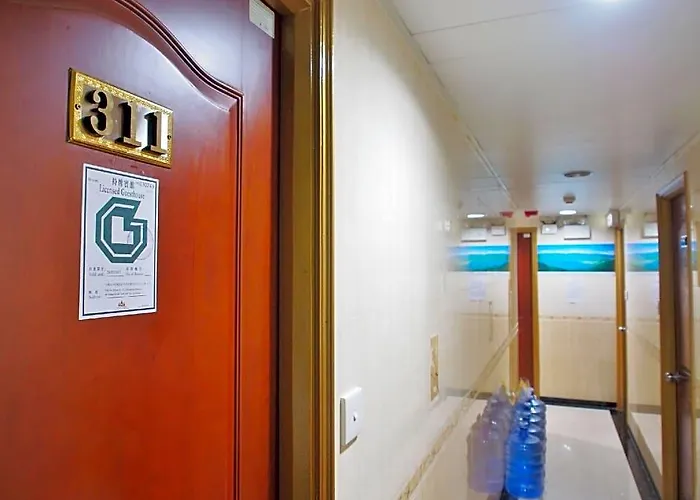 Everest Guest House