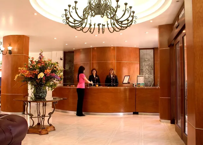 Hotel Emily