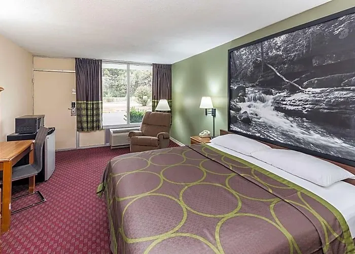 Super 8 By Wyndham Hope