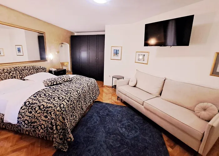 Hotel Livadic