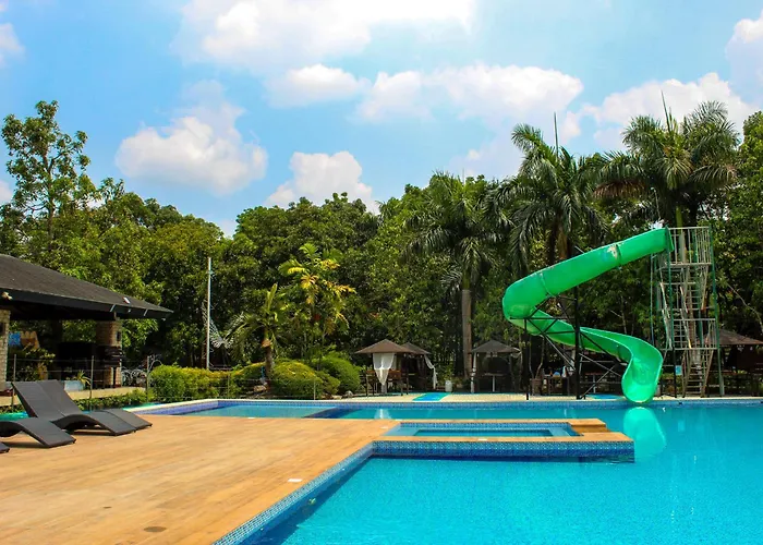 Floating Sanctuary Resort Bulacan Powered By Cocotel