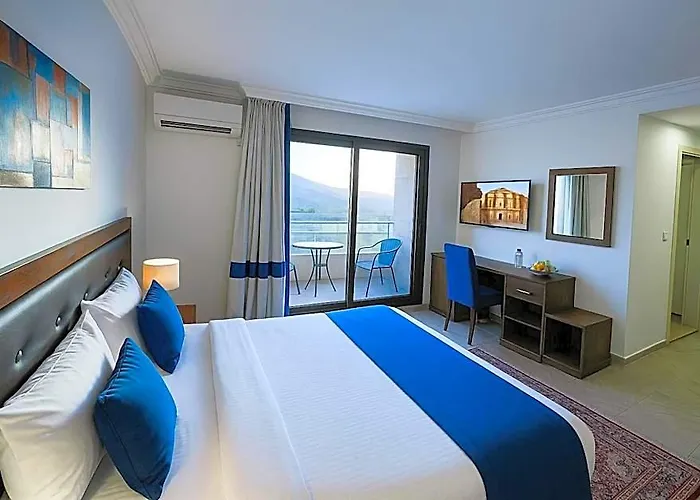 Corner View Hotel