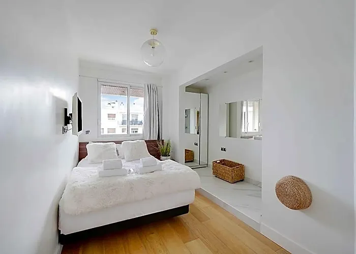 Modern Apartment - 3Br-6P - Neuilly-Sur-Seine