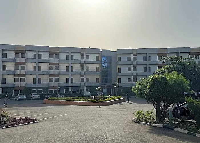 Grand Ibro Hotel