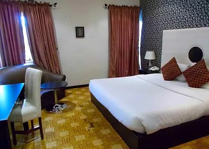 Grand Ibro Hotel
