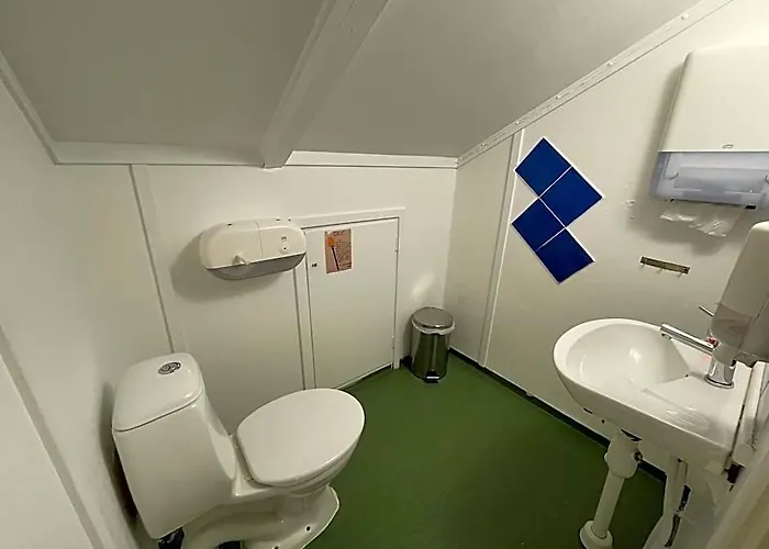 Cozy Holiday Home For 2