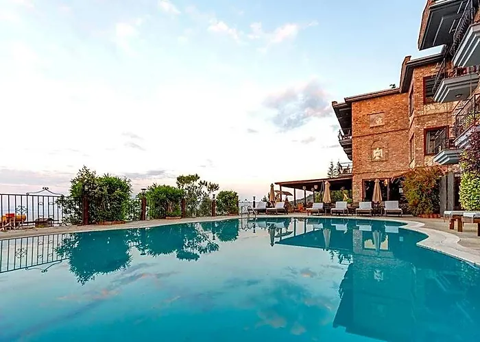 Papazlikhan Hotel