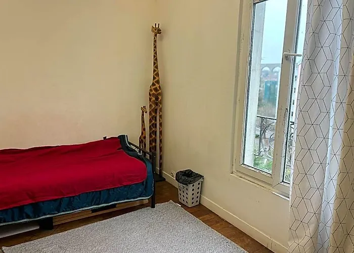 Room Private Next To The Train 10 Minute To Center