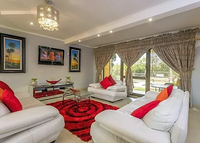 Ezulwini Guest House - Relaxing Queen Room With Balcony In Balito, South Afirca