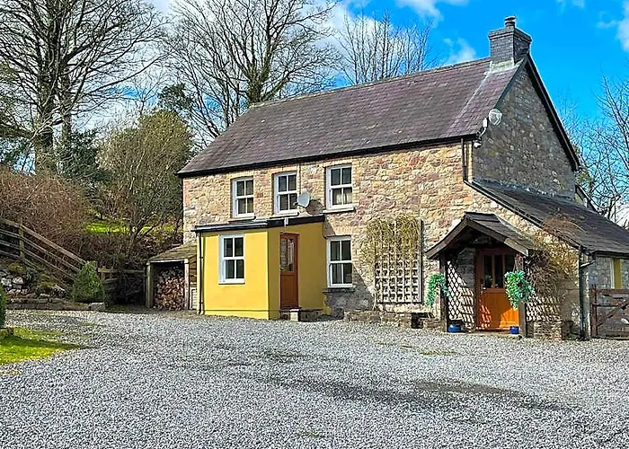 Rhiwddu Barns - Brecon Beacons National Park