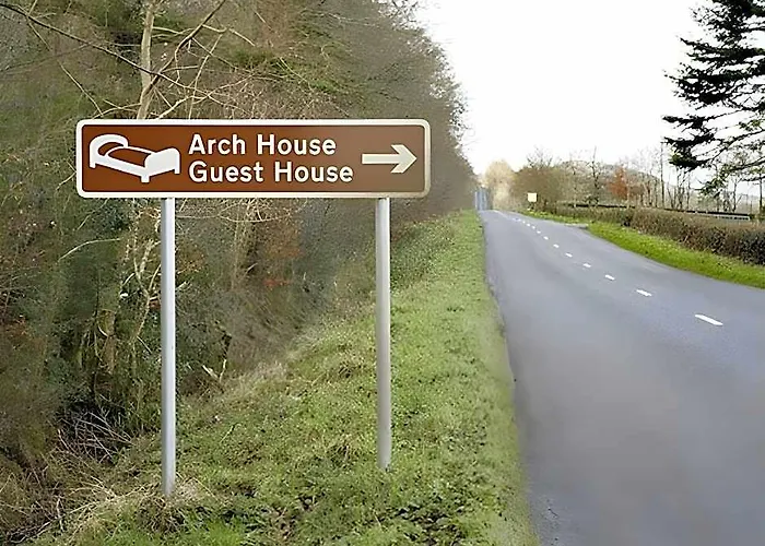 Arch House B And B