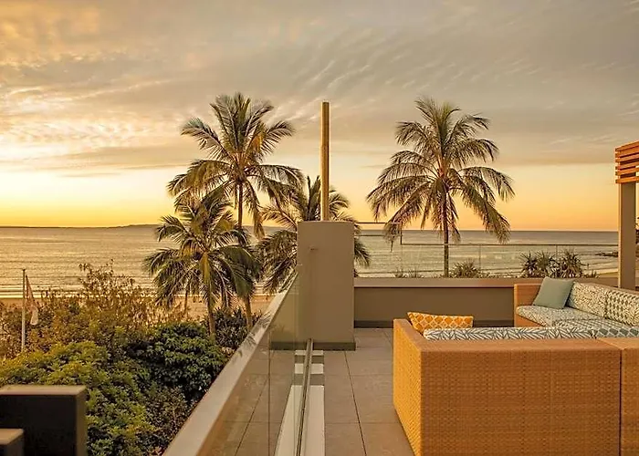 Netanya Noosa Beachfront Resort