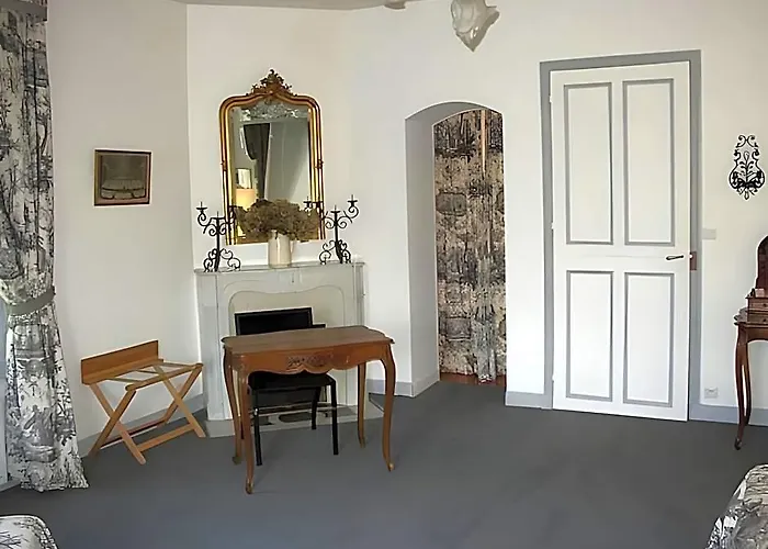Manoir De La Queue Du Renard