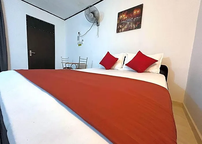 Dee Ella Hotel