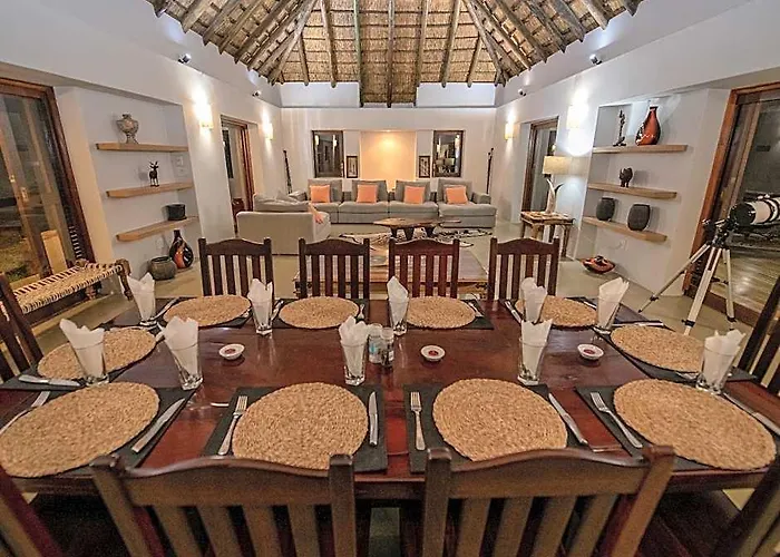 Ilanga Safari Lodge - Welgevonden Game Reserve