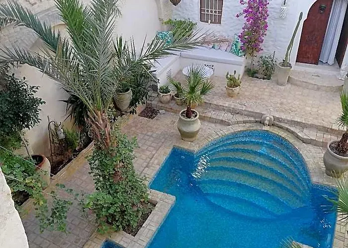 Riad Dar El Caid - Palais XIII Century