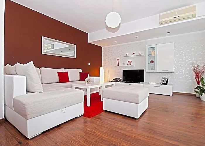 Apartment 1363