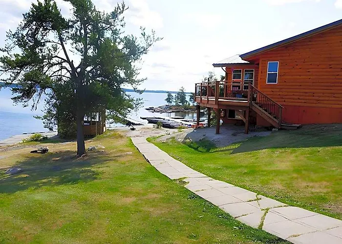 Sydney Lake Lodge