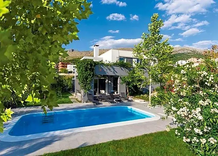Villa Beganovic With Private Heated Pool