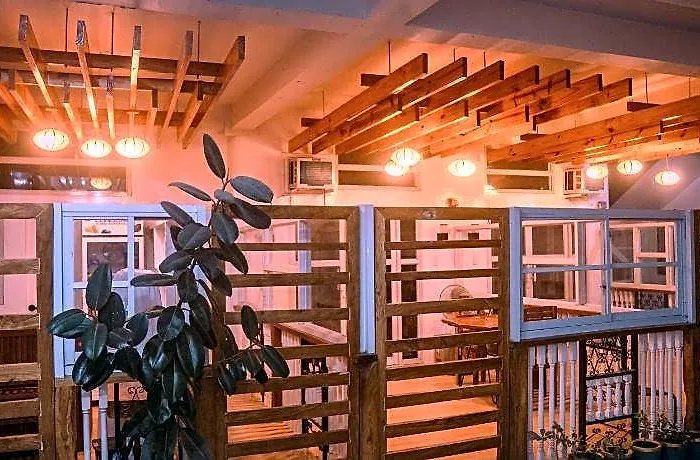 L And M Hearthstones Lodge