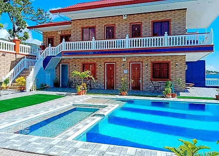 Reddoorz Plus @ Billys Resort Oslob