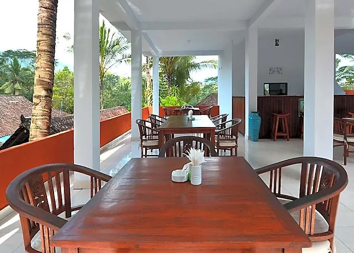 Tepi Sungai Guest House