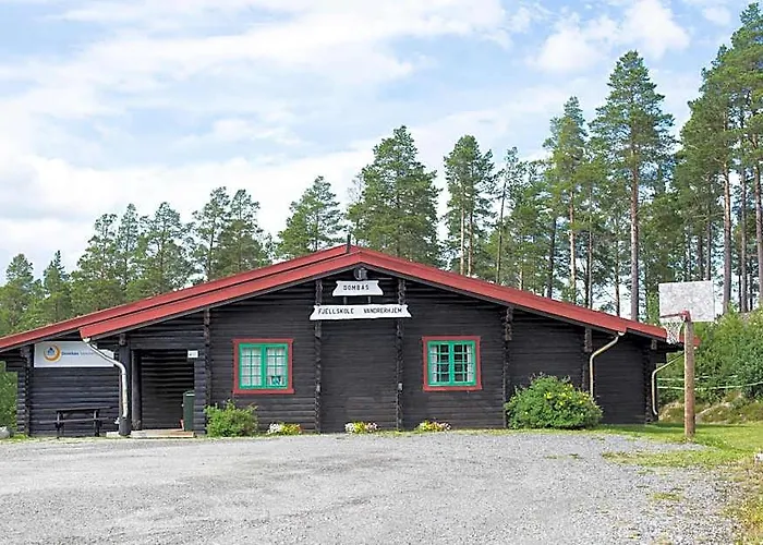Dombas Hostel