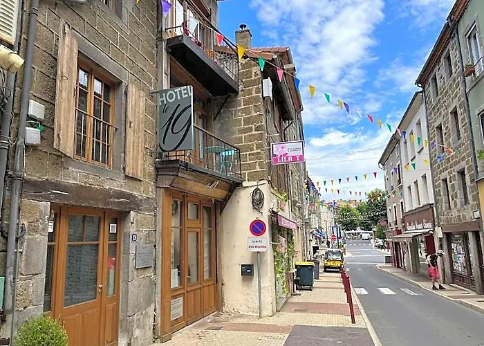 Le 19 - Suite Lafayette 70M2 - Centre Historique - Clim