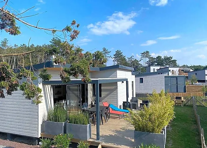 Le Chalet De Patou A L'Edune 6 Personnes Residence De Vacances Location Wifi Inclus Piscine Couverte Chauffee A 150M De La Plage