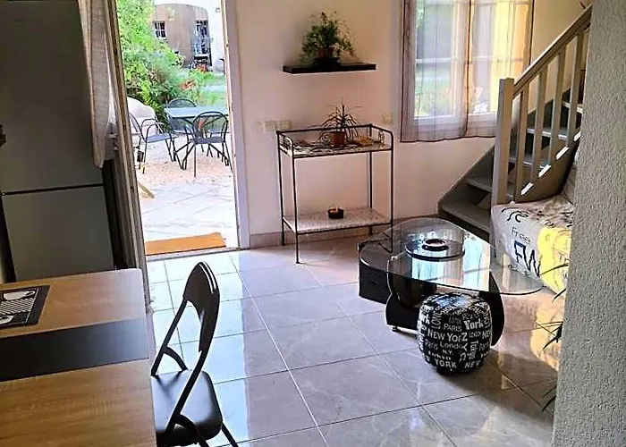 Maison Coquette En Camargue