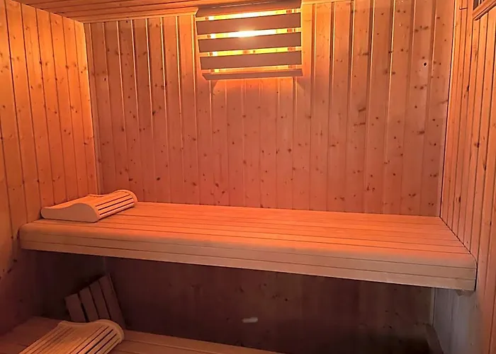 Gites Piscine Spa (Adults Only)