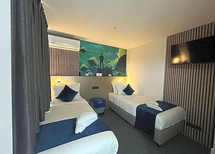 Elberg Hotel & Apartments