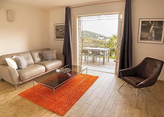 Suites In Erbalunga