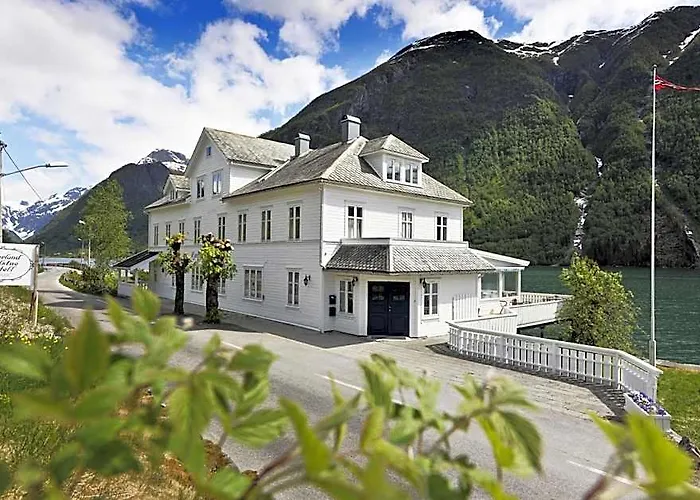 Fjaerland Fjordstove Hotell - Huseby Hotelldrift As