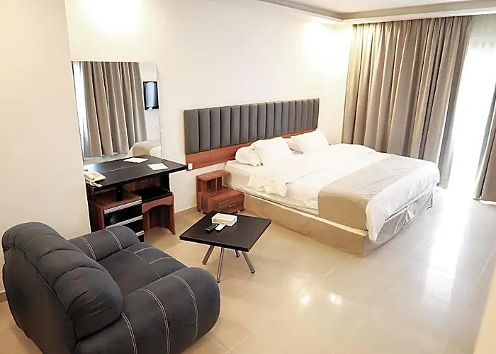 Sedrh Hotel