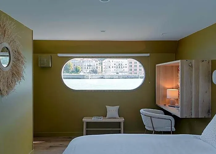 La Peniche - Bed And Bicycle - Vienne