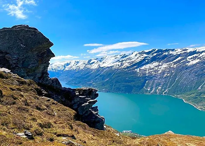Kinsarvik Camping